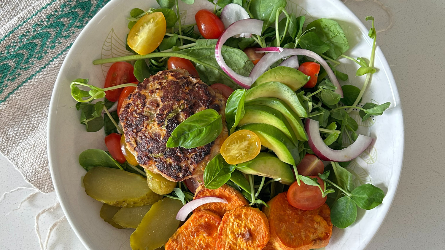 Phytonutrient Rich Turkey Burger Salad