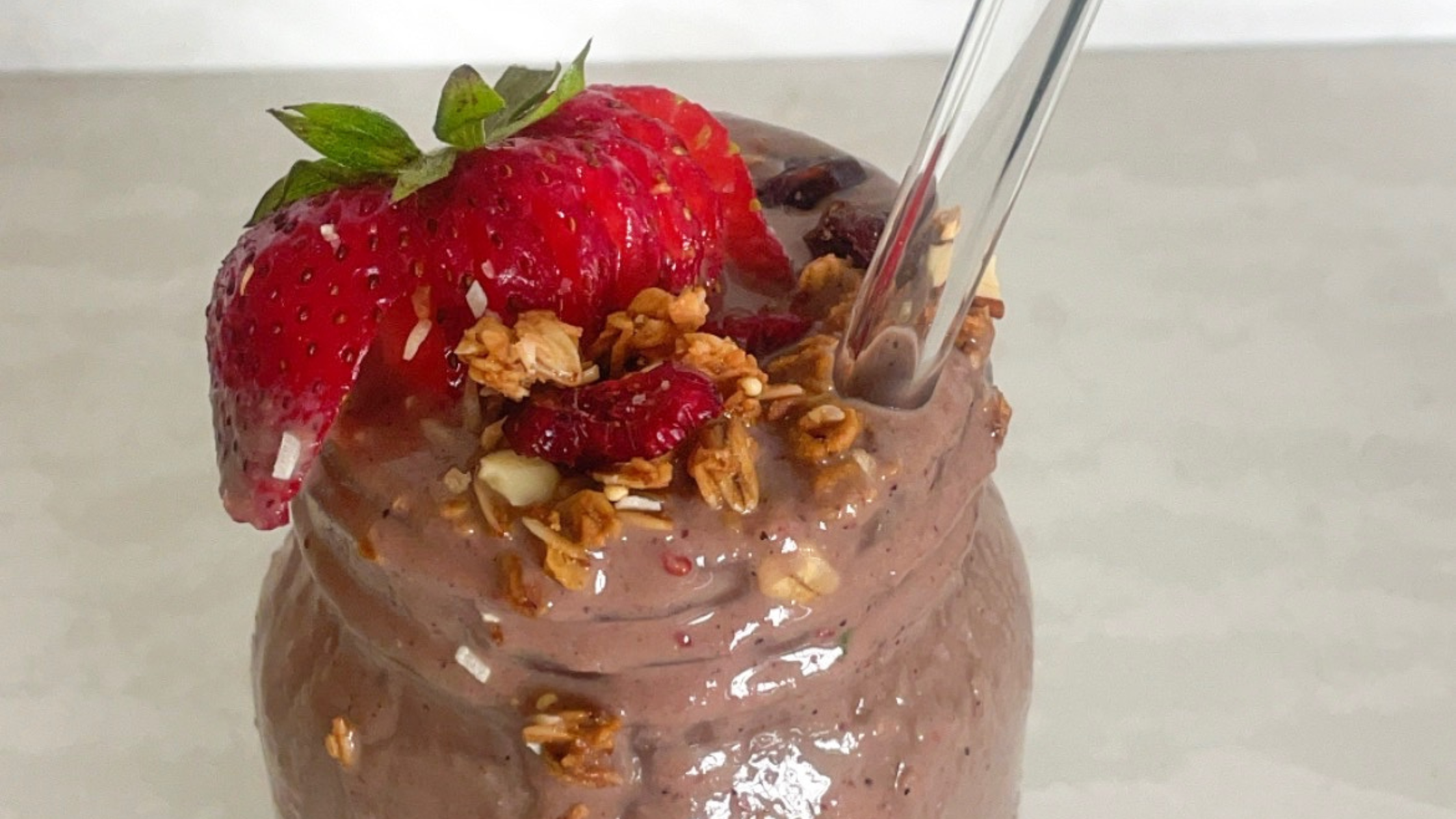 berry protein smoothie