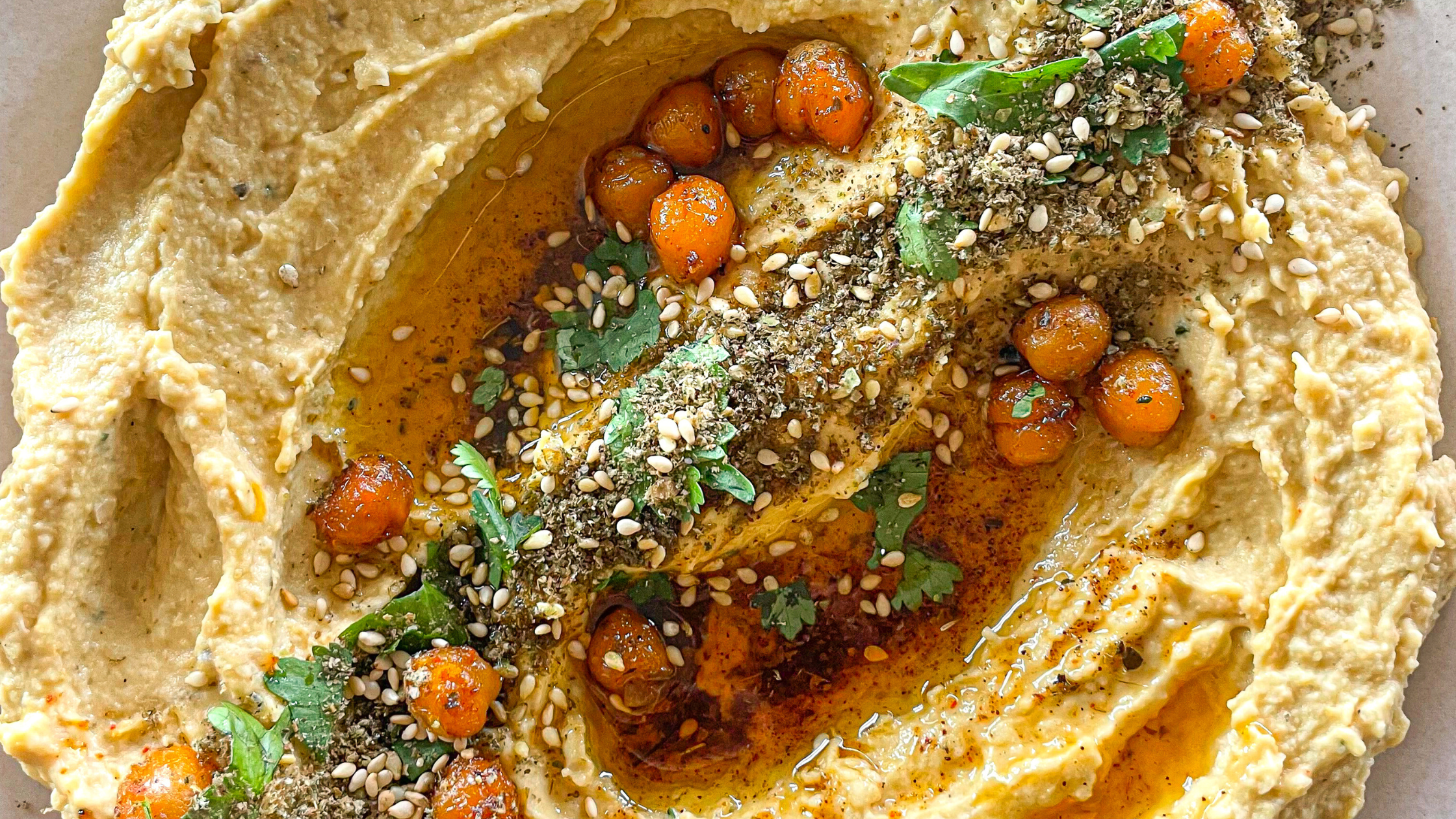 roasted garlic hummus with mushrooms